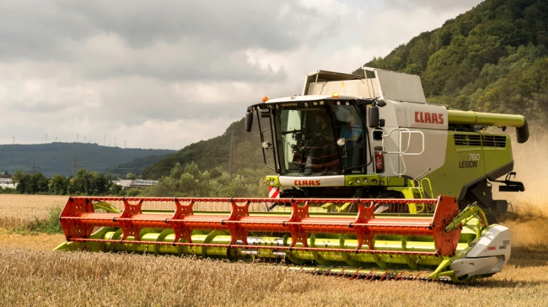 Satelliteninternet für die autonome Landwirtschaft Mähdrescher von Claas